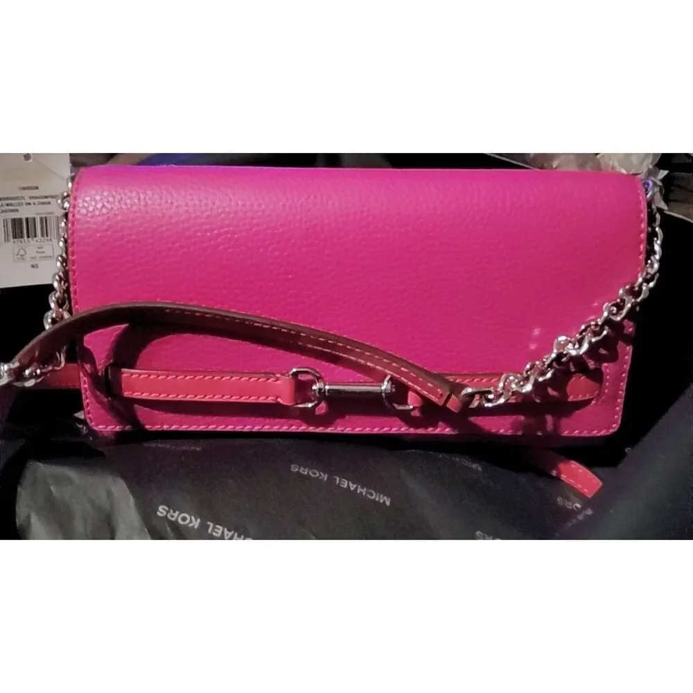 NWT~MICHAEL KORS Large Carson Dragonfruit Pebbled Leather Crossbody Bag Purse - Picture 5 of 6